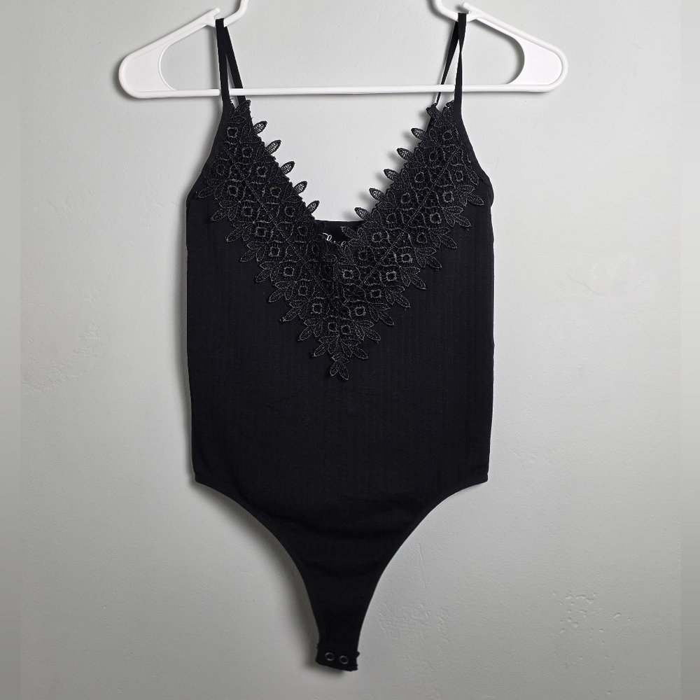 Suzette Black Lace Trim Bodysuit XS | Spaghetti Strap Tank | Snap Bottom